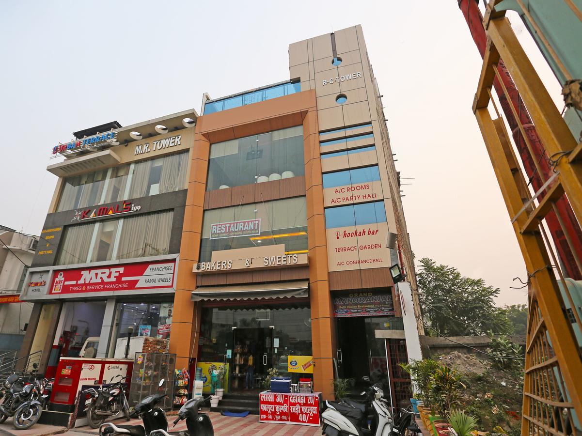 Oyo 10360 Hotel Grand Manoranjan Gorakhpur Exteriör bild